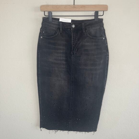 NEW Judy Blue High Waist Rhinestone Embellished Mid Length Skirt Black - Size S - Picture 3 of 8